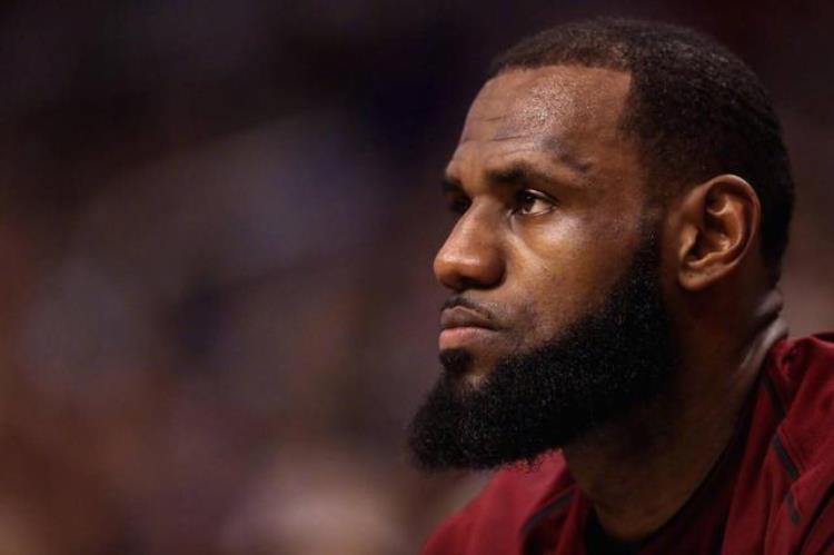 NBA历史得分榜詹姆斯即将登顶杜兰特场均272分现役第一