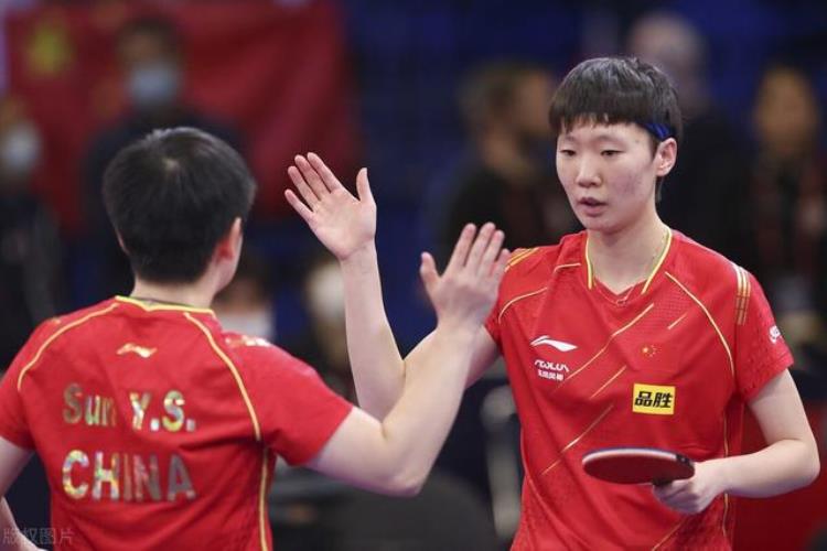 2021日本乒乓球夺冠「2021年乒乓球年终排名出炉日本组合以3分优势登顶中国3项榜首」