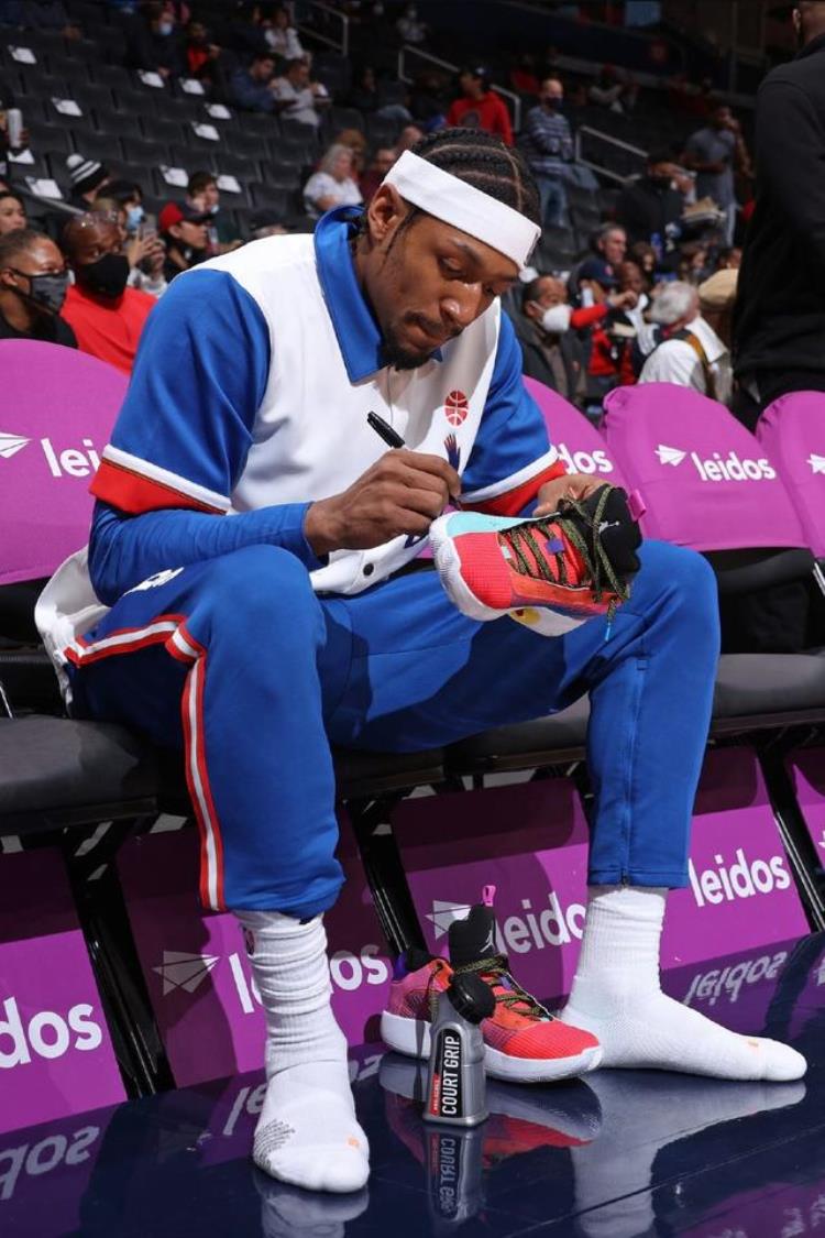 独行侠主帅基德上脚Jordan13代热身备战西部决赛NBA球鞋合集