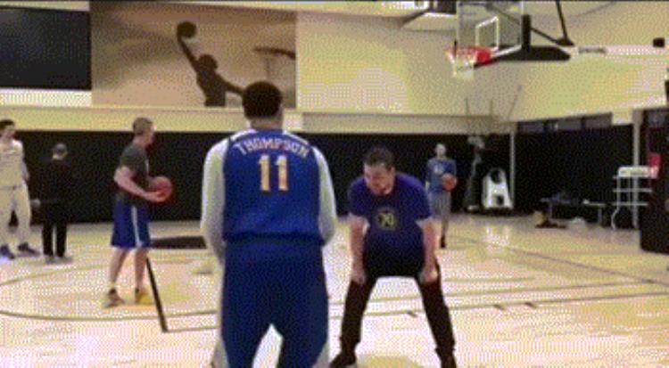 不会运球的后卫「只要不运球还是好朋友运球能力欠佳的NBA后卫」