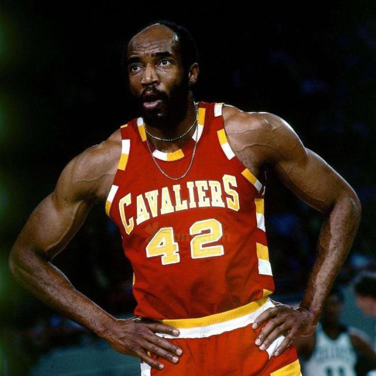 NBA历史七大单节之最克莱单节37分一人单节18板穆大叔8盖帽