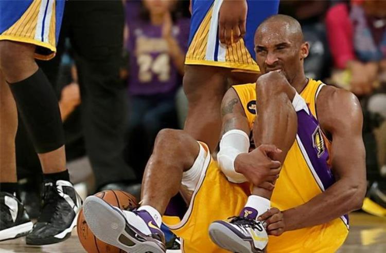 nba球员因伤休赛还能拿工资不「NBA球员受伤甚至赛季报销时工资还有吗正常轮休有工资吗」
