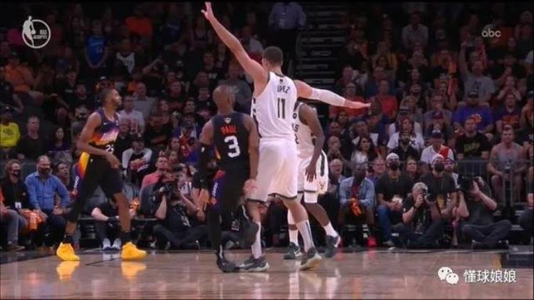 垫脚都阻止不了圣保罗NBA失策了浪费了16年啊