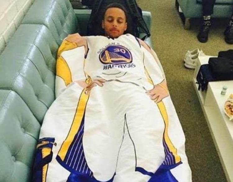 NBA6大球星的赛前热身方式库里需要睡一觉1人要看动画片放松