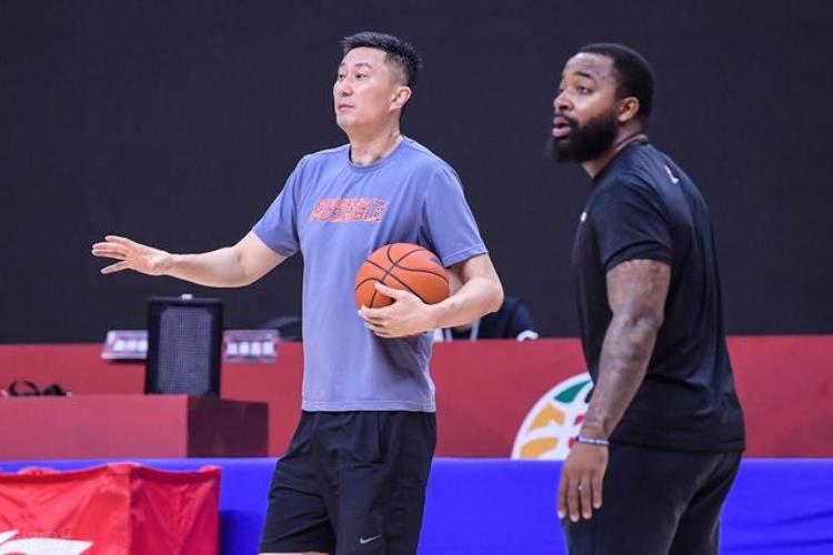 杜兰特2米08「杜锋引援猜想NBA顶级大外援有望2选12米08魔兽呼声高」