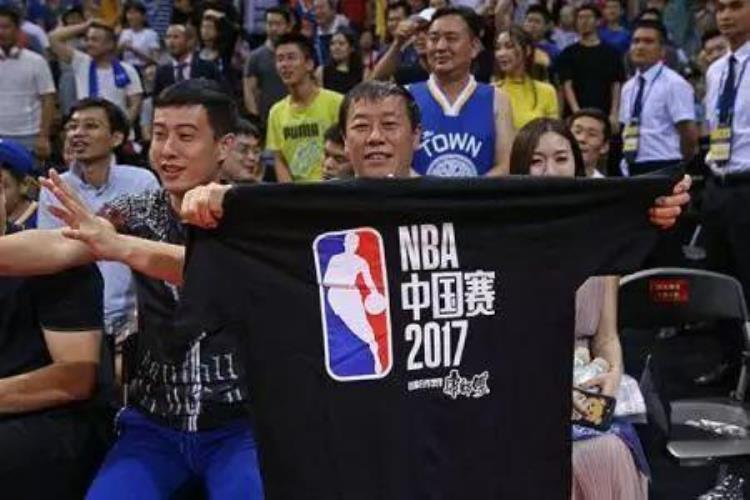 nba球员们在漫长的休赛期里都会做些什么呢「NBA球员们在漫长的休赛期里都会做些什么呢」