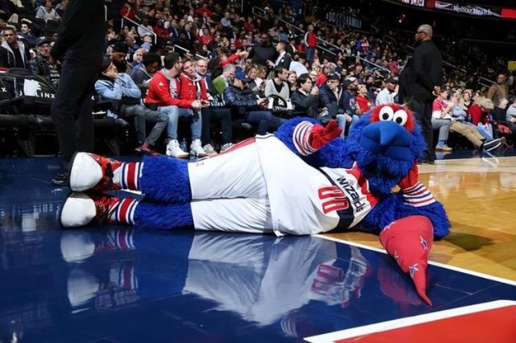 nba每个队的吉祥物「NBA各队不可缺少的吉祥物你知道多少」