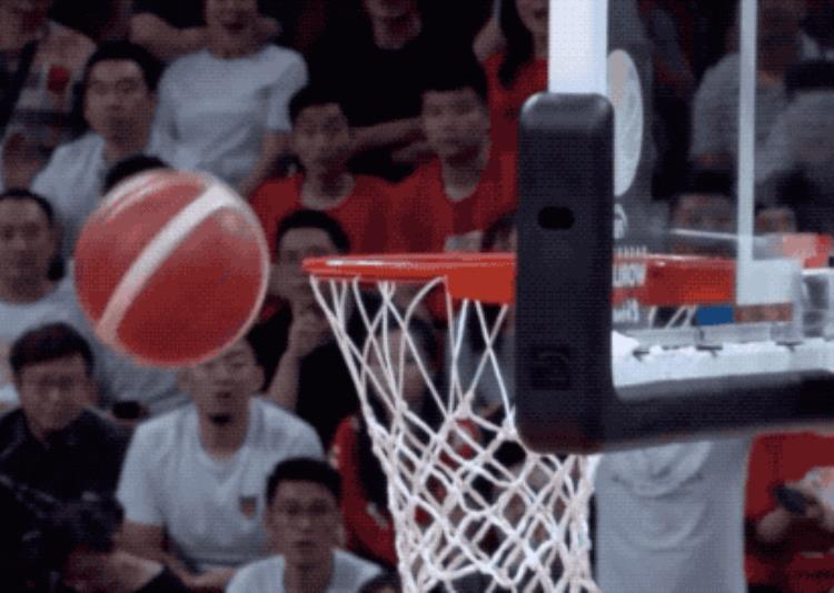 国际篮联与cba,nba有啥区别「NBA与国际篮联的不同之处当个真球迷吧」