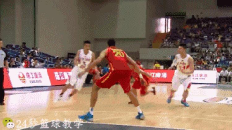 篮球后卫怎么打好全场「后卫|五招学会打全场篮球」