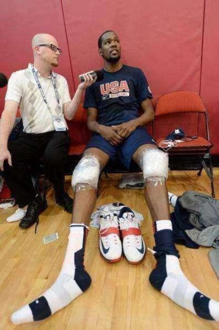 奥尼尔的球鞋有多少码「NBA球员的球鞋有多大奥尼尔58码排第2第一大脚是姚明的队友」