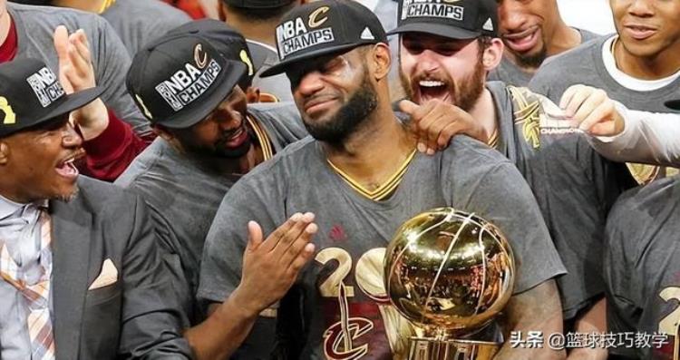 nba历史奢侈税排行「NBA历史奢侈税排名前十榜单勇士是真敢砸钱啊」