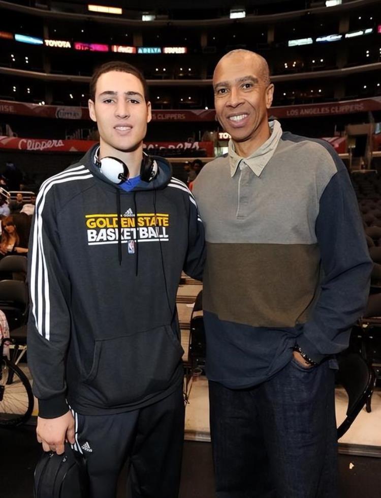 不要再被骗了NBA这些球星虽然皮肤很白其实都是黑人