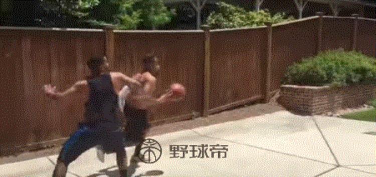 NBA模仿帝「NBA模仿帝居然也是个职业球员红的不是没有道理」