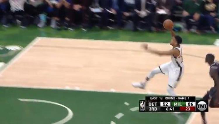 球星的招牌动作「NBA现役5大球星招牌动作全世界都知道他们要干什么就是防不住」