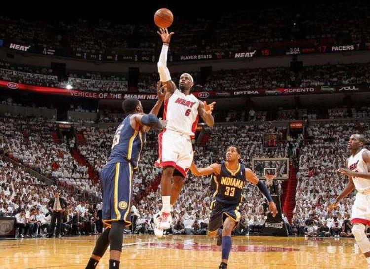 NBA比赛篮筐高度「如果NBA篮筐调高10cm那比赛风格怎么变球迷大博班不能站扣」