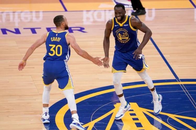 nba的工资帽和奢侈税是什么意思「什么是奢侈税和工资帽NBA联盟的杀手锏湖人和勇士全中招」