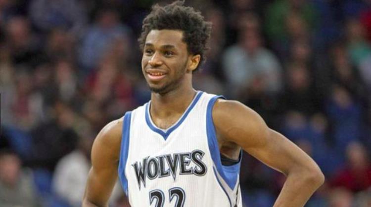 场上也能休息盘点NBA5大球场养生大法老詹维金斯疯狂点赞