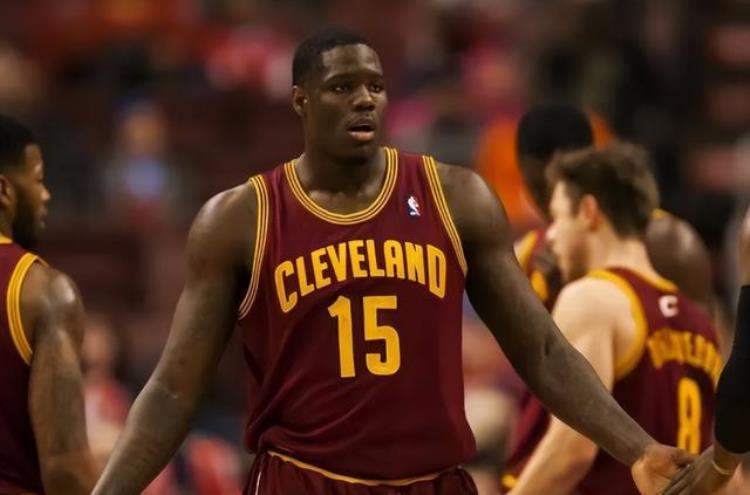 NBA比赛几个人「一次NBA默默无闻的比赛在NBA的历史上真的有5个人成为了乔丹」