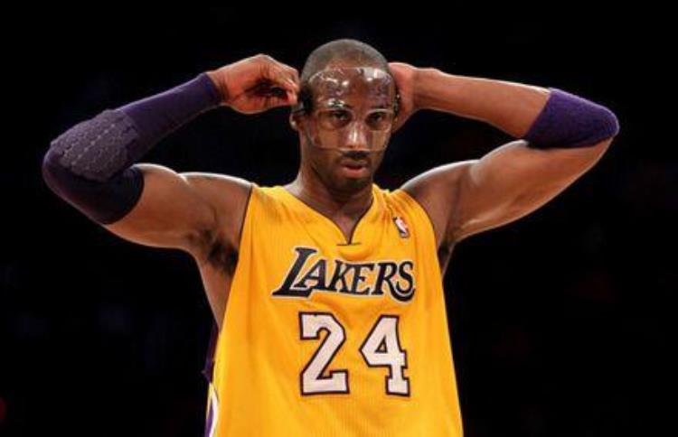 nba球员的鞋垫多少钱「NBA球员一套装备价格是多少鞋垫比球鞋还贵几千美金」