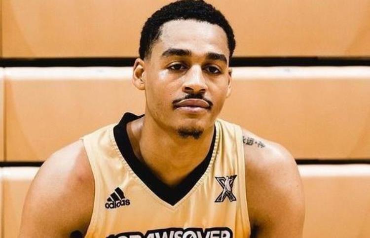 球星的中文纹身「中文纹身太受NBA球星欢迎莺哥纹宝石普尔将网络用词纹身上」