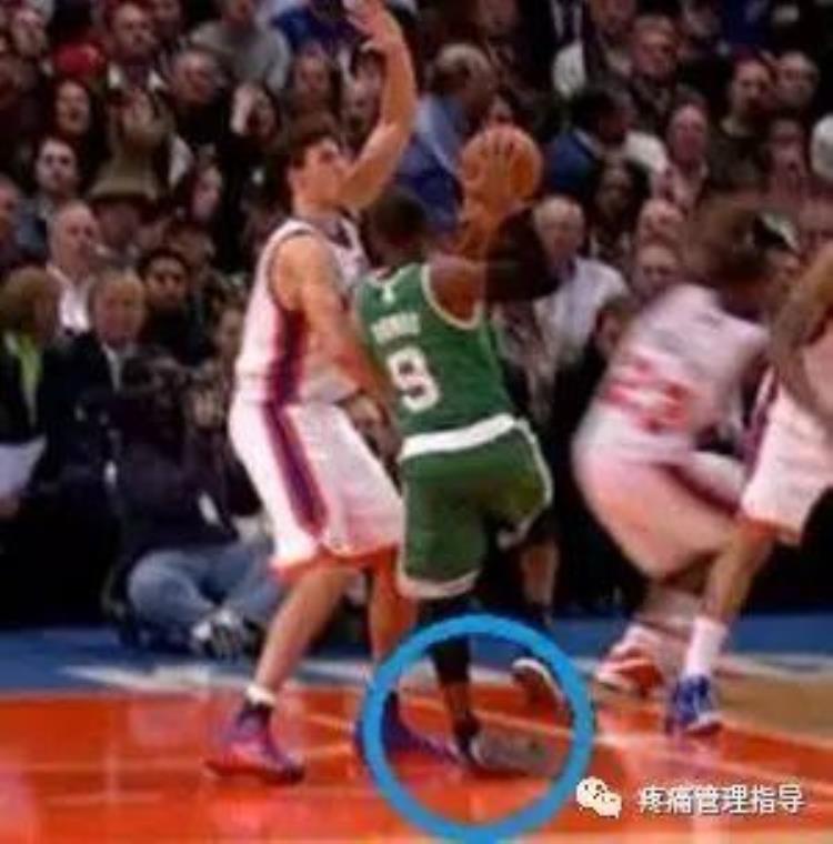 nba球员脚踝扭伤怎么治疗「NBA球星脚踝扭伤的处理方法从此不再怕脚扭伤」