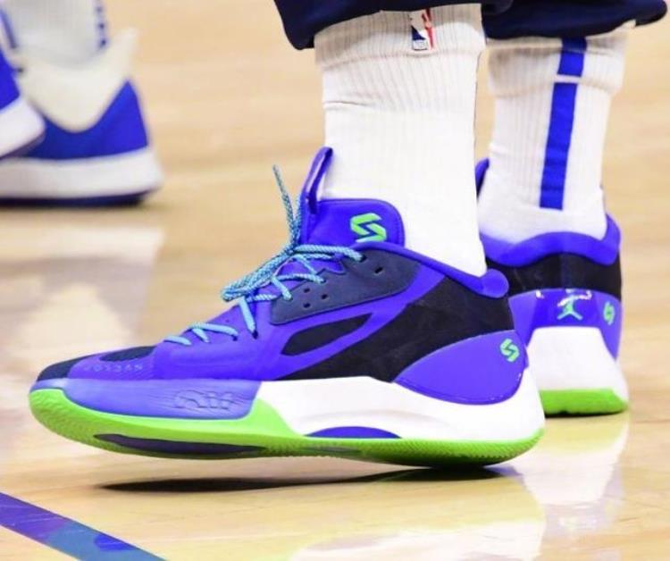 独行侠主帅基德上脚Jordan13代热身备战西部决赛NBA球鞋合集