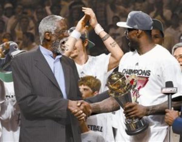 nba各个奖杯名称「NBA有哪些奖杯以人命名只有两位球员入选没有乔丹有科比」