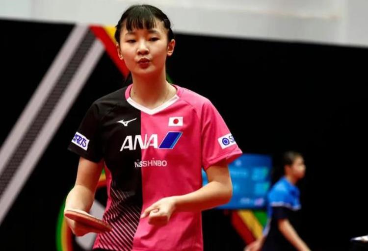 世青赛国乒5冠收官向鹏男单成功卫冕日本13岁张本美和独得4冠
