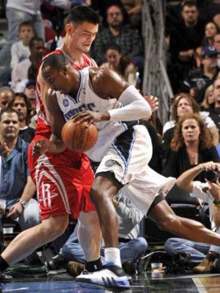 十年前的nba现在的nba哪个好看「十年前的NBA现在的NBA哪个好看」