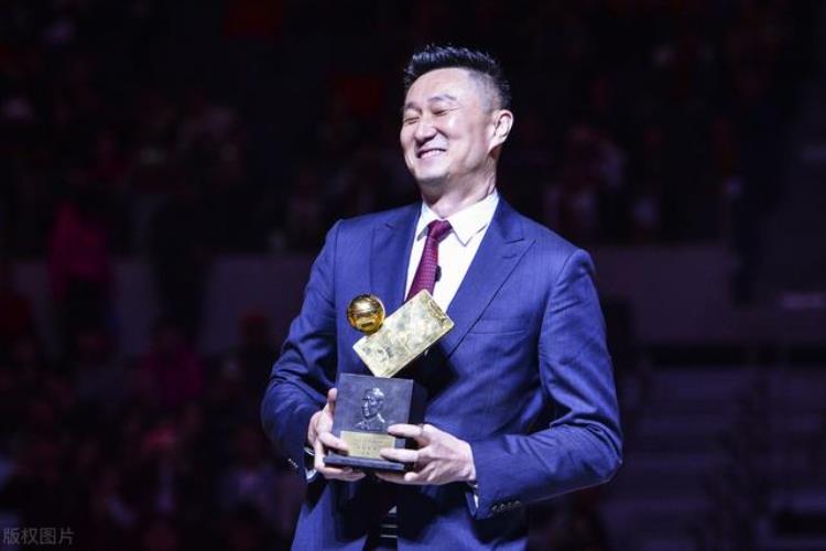 杜兰特2米08「杜锋引援猜想NBA顶级大外援有望2选12米08魔兽呼声高」