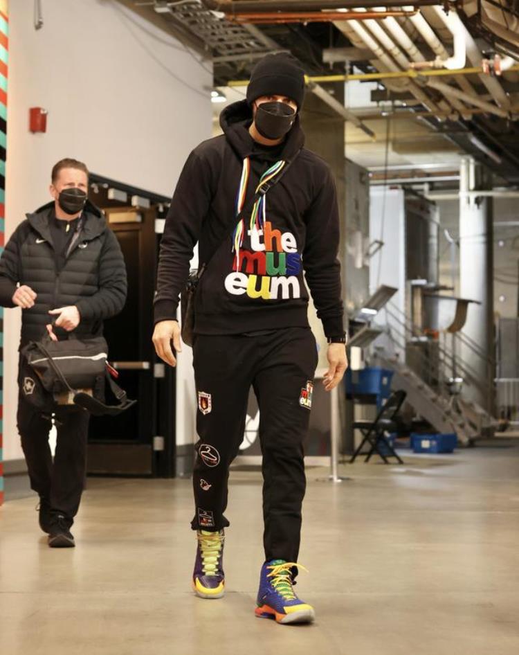 拉文什么时候出签名鞋「2月10日NBA球鞋上脚拉文疑似签约NB东契奇穿AJ新鞋」