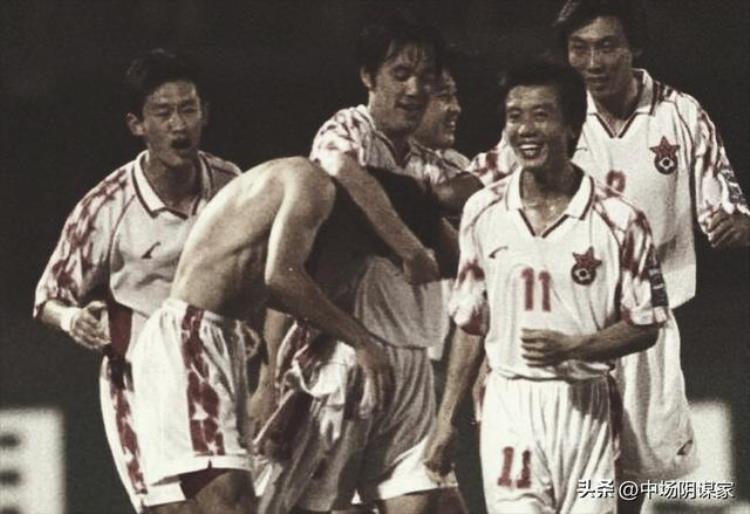 八一足球队重建「八一队十年祭撤编降级中国足球的阳谋」