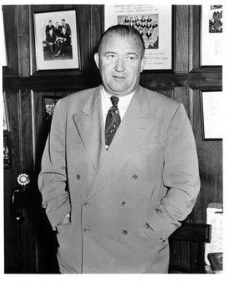 1946年NBA选秀「1946年NBA是怎么成立的第一年总冠军MVP得分王又是谁」