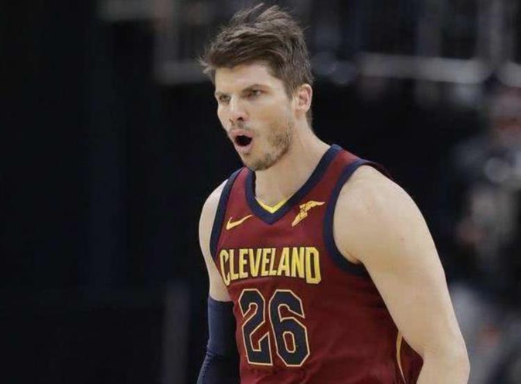 NBA吹罚「NBA历史那些奇葩吹罚只因看你一眼就吹技犯邓肯都没这么冤」