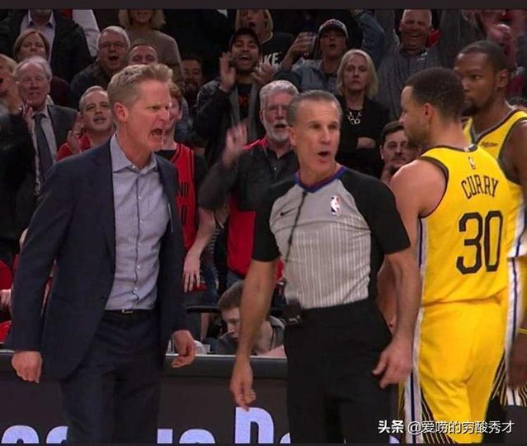 NBA中教练吃T被驱逐正常但两方教练一起被驱逐真是活久见