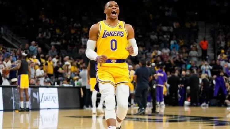 钢铁之躯NBA现役十大体力最强的球星37岁还能出战37分钟
