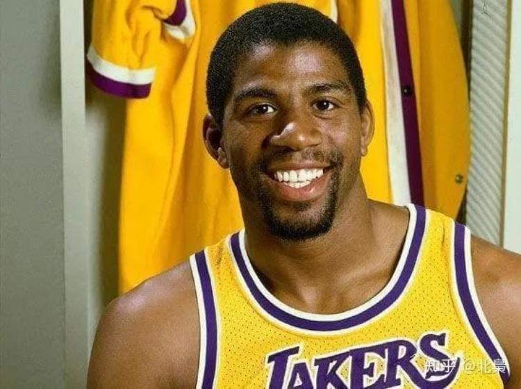 NBA历史最伟大十大球星「nba历史十大最强巨星nba十大球星盘点」