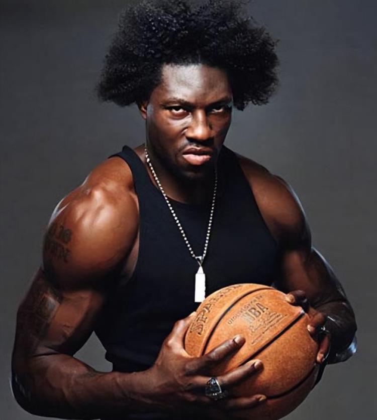 NBA球员穿的紧身衣「你没有看错NBA真有5人把球衣穿成了紧身衣锡安上榜」