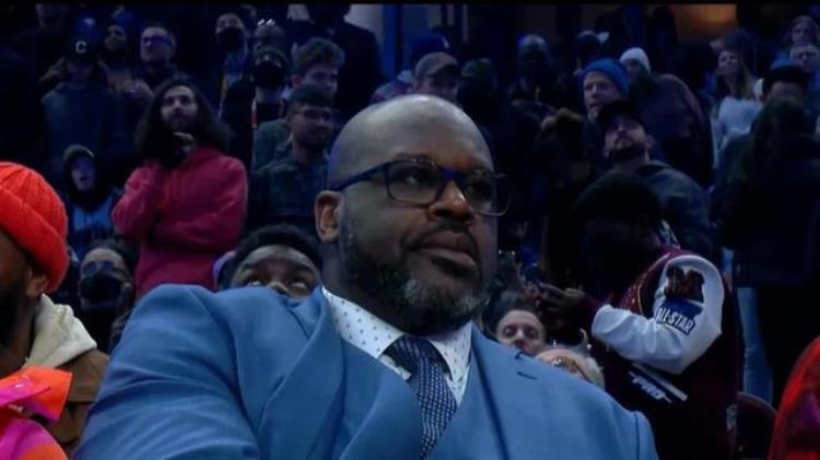 奥尼尔扣篮表情包「史上最水的NBA扣篮大赛谁注意到奥尼尔的表情太真实了啊」