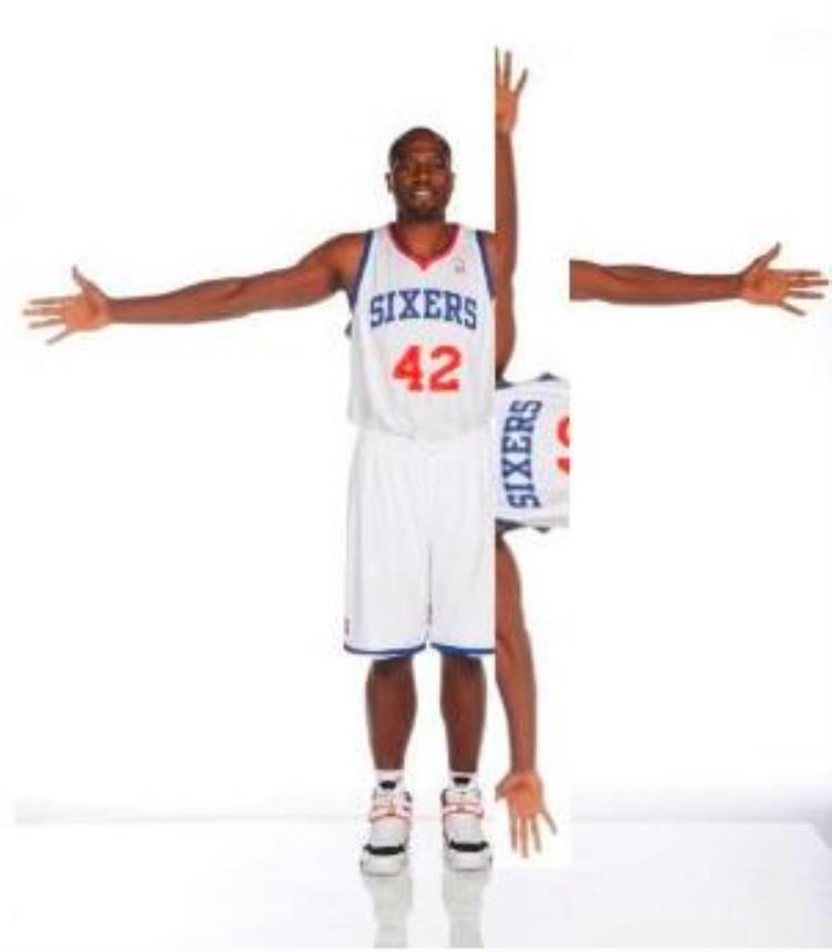 ​NBA历史7大臂展之最超身高20cm算普通1人臂展259cm站着抓筐