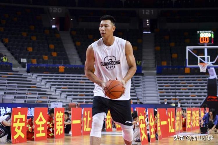 从NBA退役后还能领钱大郅阿联一年124万那姚明巴特尔呢