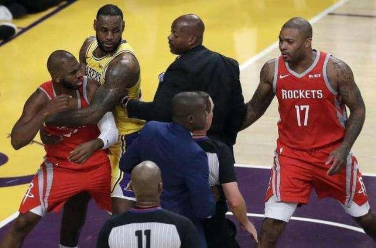 nba球员打架事件「为什么NBA中那么容易发生打架事件并非怒火烧心而是这3个原因」