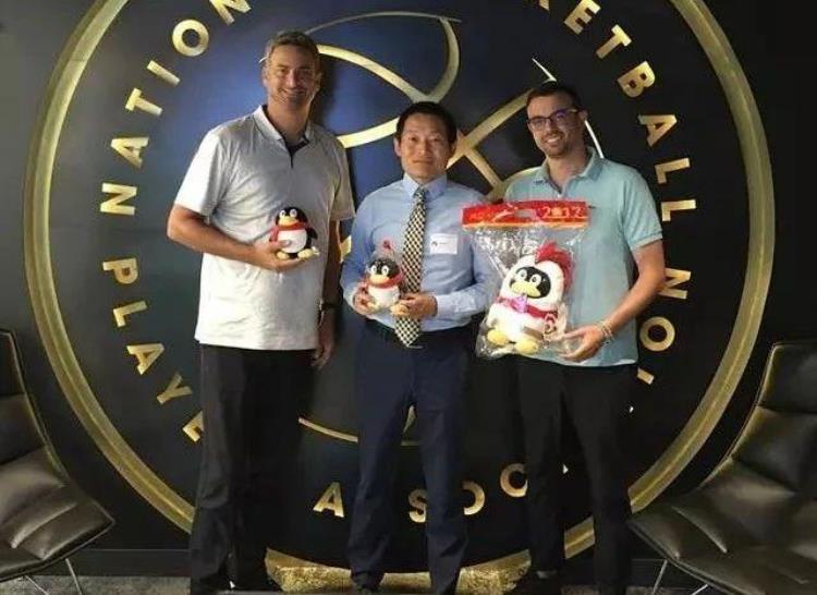 nba记者鲍仁君是哪里人「NBA记者鲍仁君这位工科博士的舞台不止于篮球场」