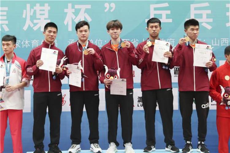 上海市曹燕华乒乓球俱乐部夺得青运会男女团体赛冠军