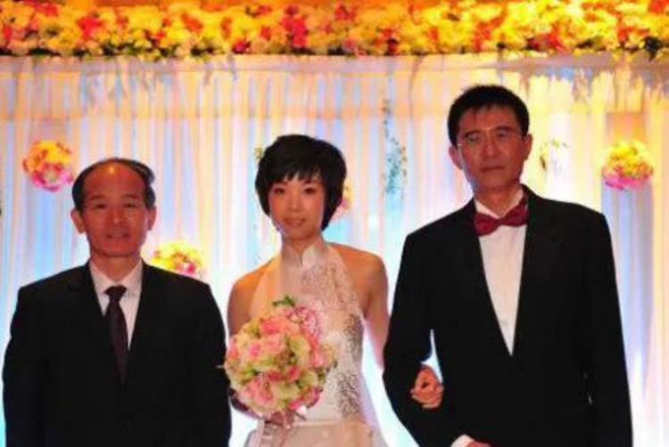 13年后再看张怡宁徐威大20岁的盛世婚礼一儿一女是最好的回应