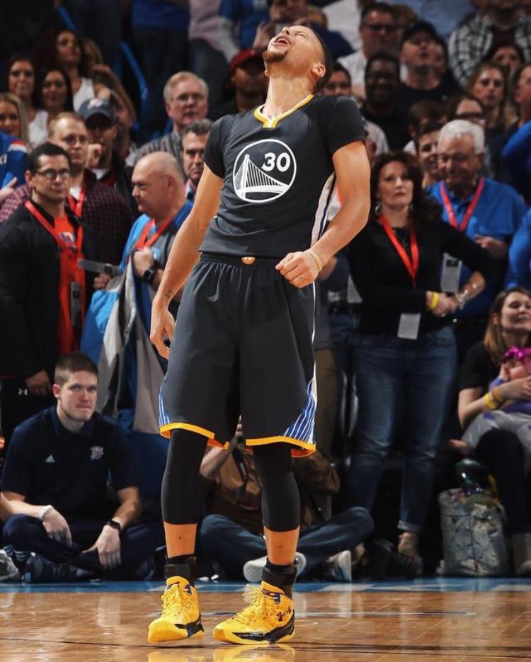 nba现役有签名鞋的球星「威少利拉德詹姆斯等全明星球员NBA赛场上脚了哪些签名篮球鞋」