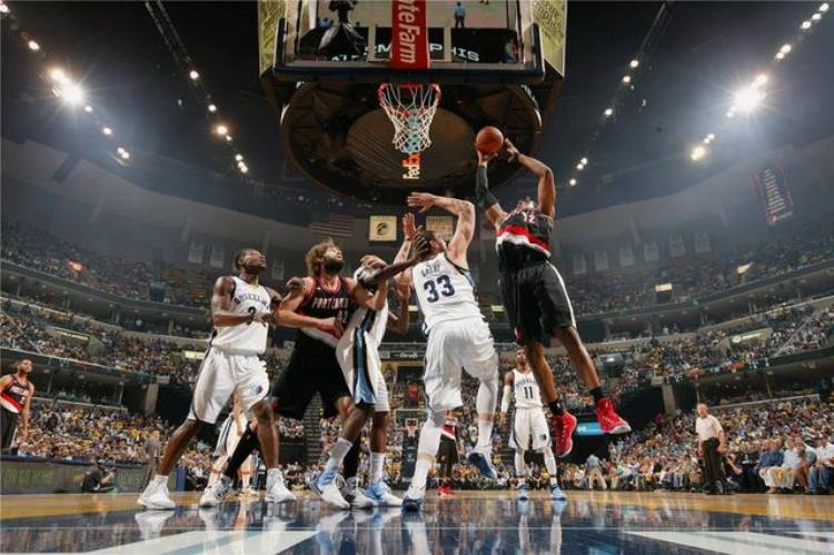 为什么nba球星的收入那么高「为什么NBA球星的收入那么高」