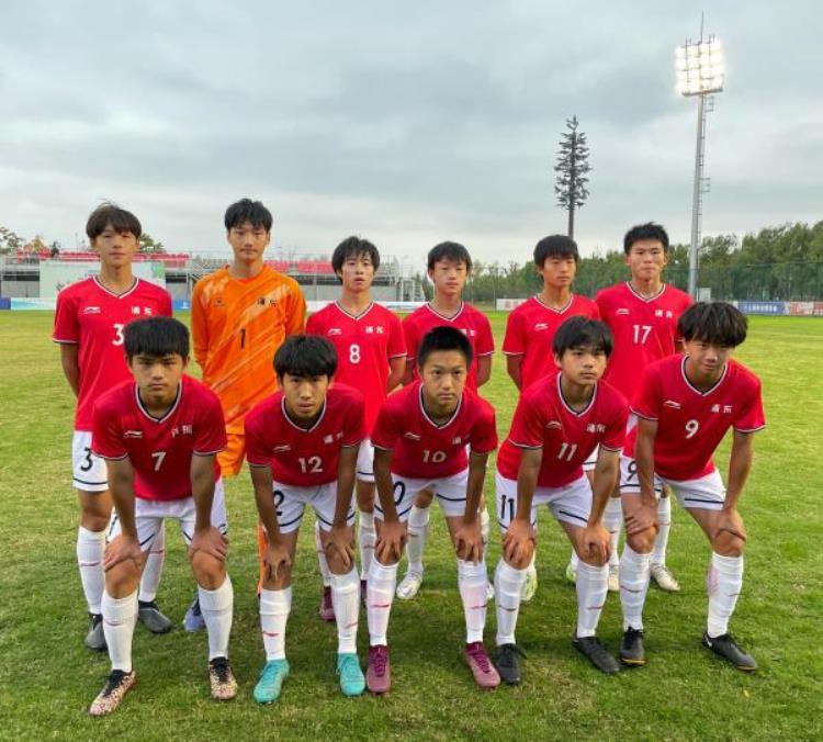 浦东新区队获上海市运会男足B组冠军背后是这家青训机构的七年追梦之旅