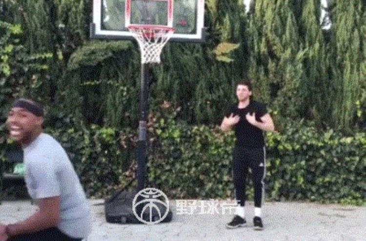NBA模仿帝「NBA模仿帝居然也是个职业球员红的不是没有道理」