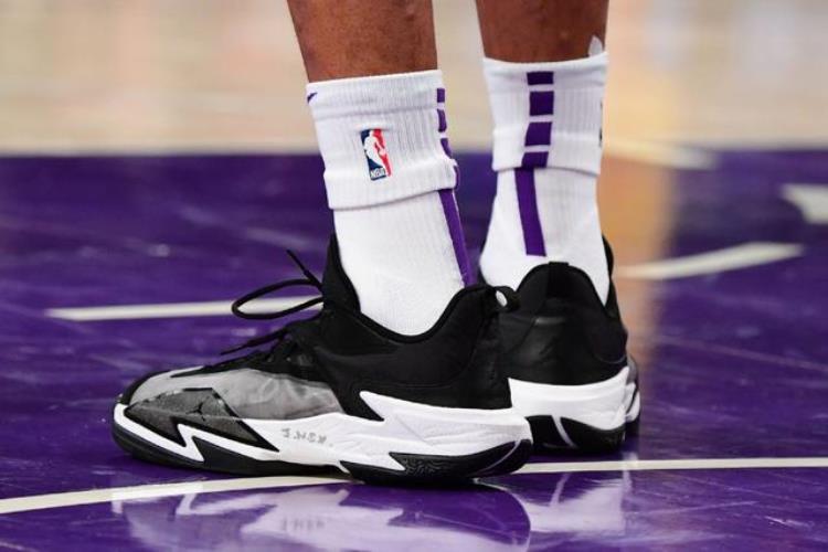 独行侠主帅基德上脚Jordan13代热身备战西部决赛NBA球鞋合集